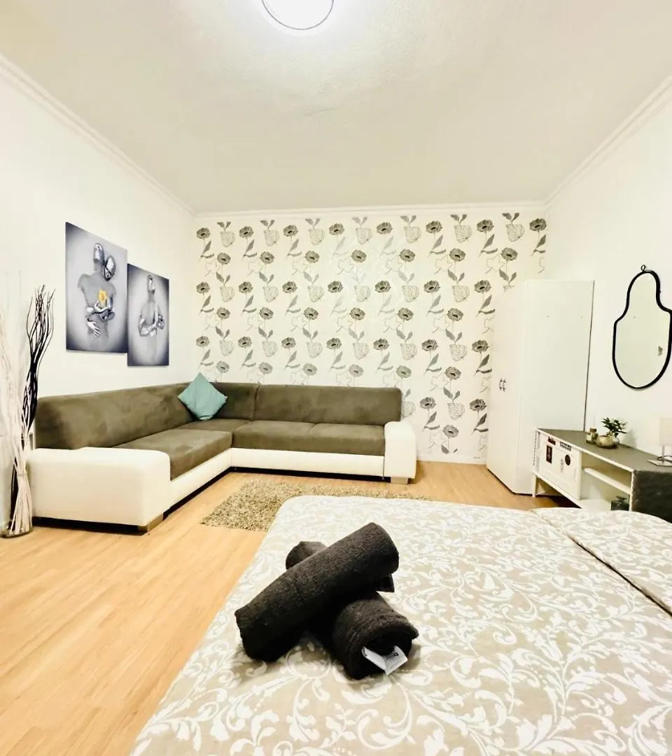 Cozy Rooms In A Villa For Groups, 16-Mins To Blumengaerten Vídeň Apartmán