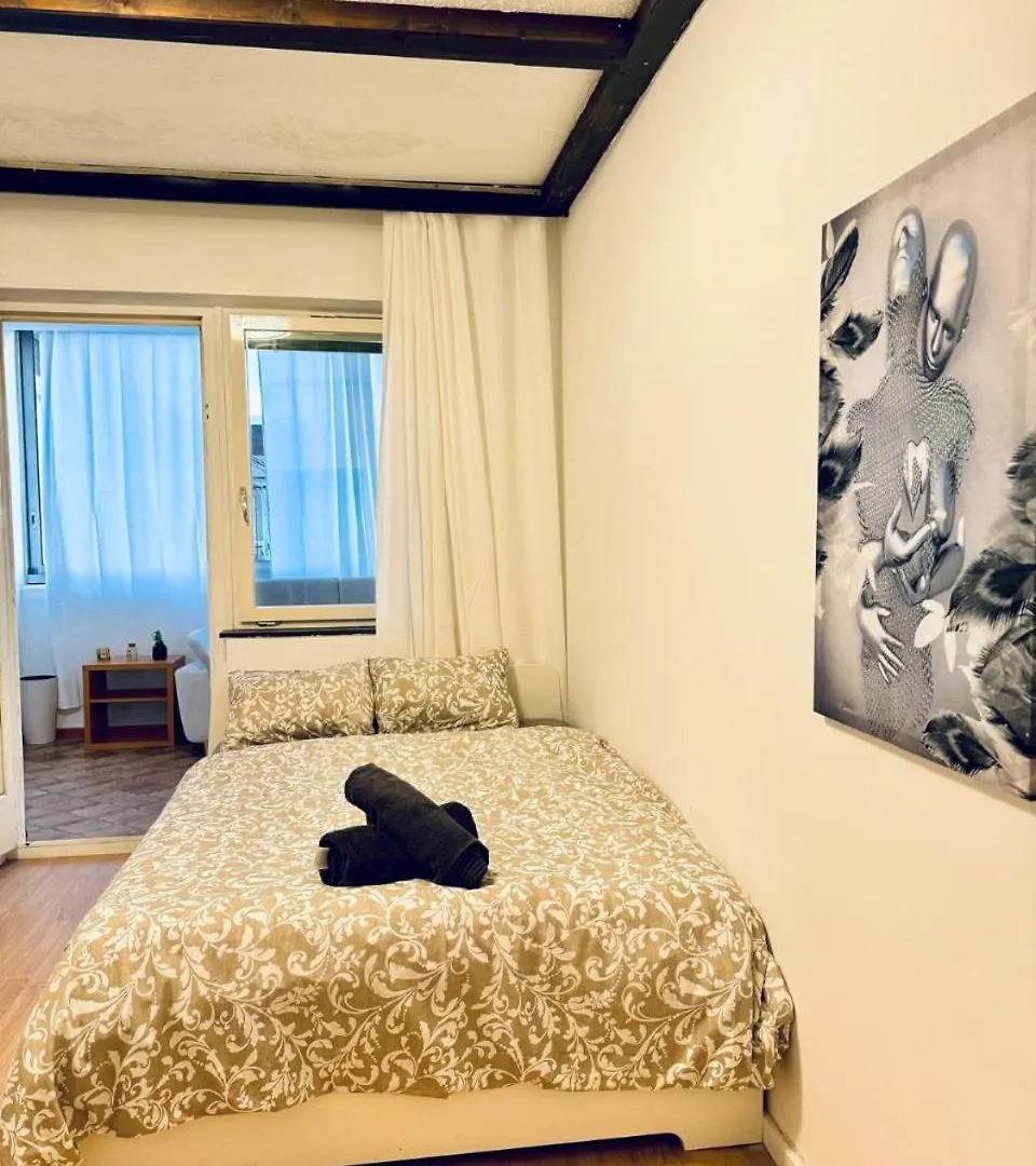 Cozy Rooms In A Villa For Groups, 16-Mins To Blumengaerten Vídeň 0*,  Rakousko