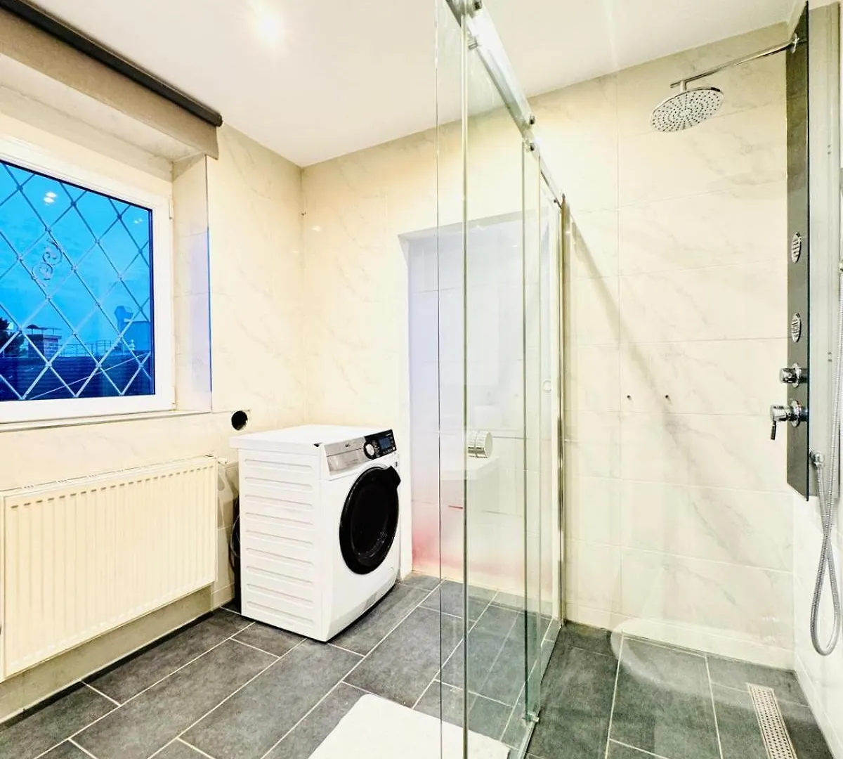 Cozy Rooms In A Villa For Groups, 16-Mins To Blumengaerten Vienna Apartment