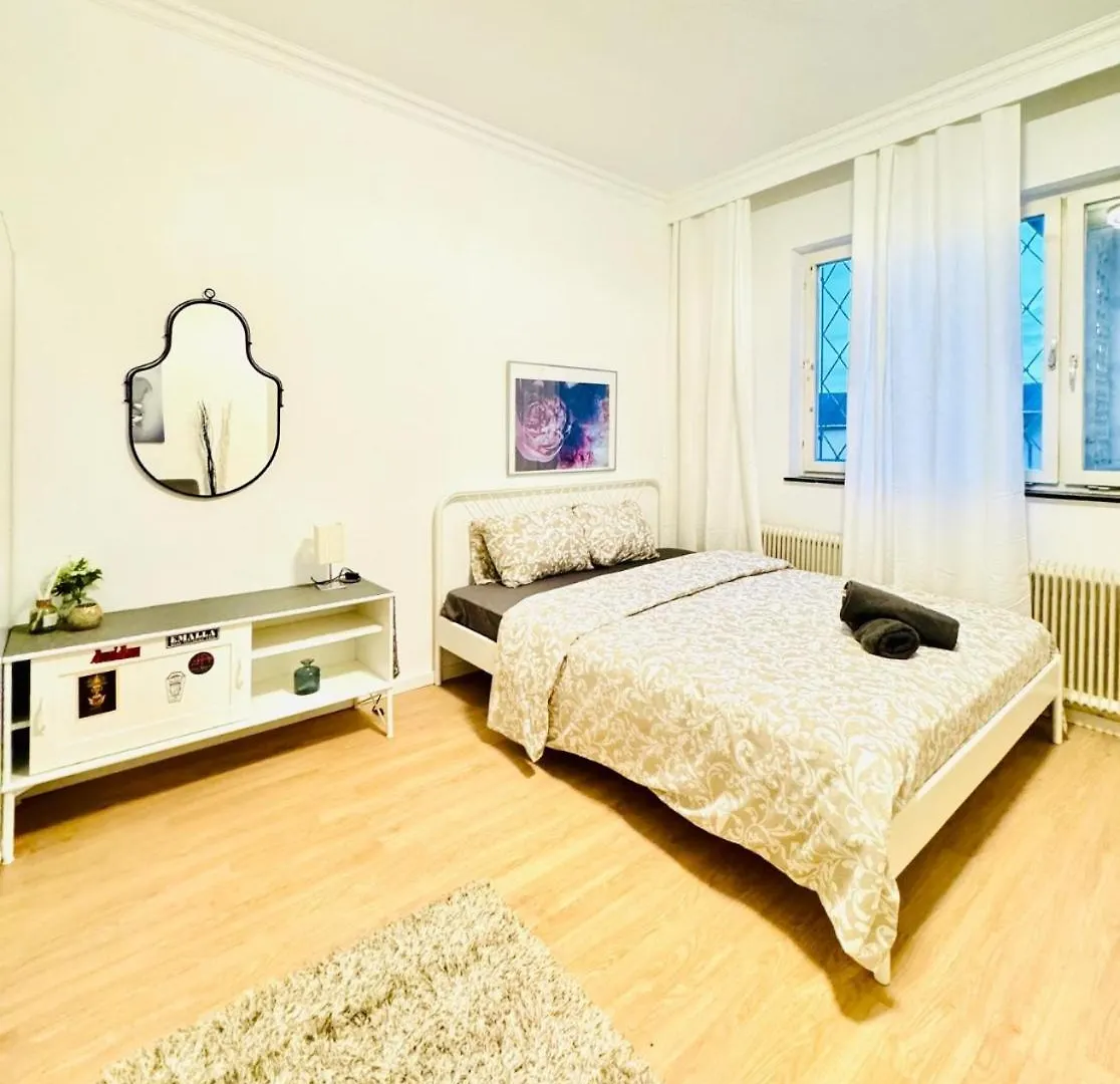Cozy Rooms In A Villa For Groups, 16-Mins To Blumengaerten Vienna Apartment