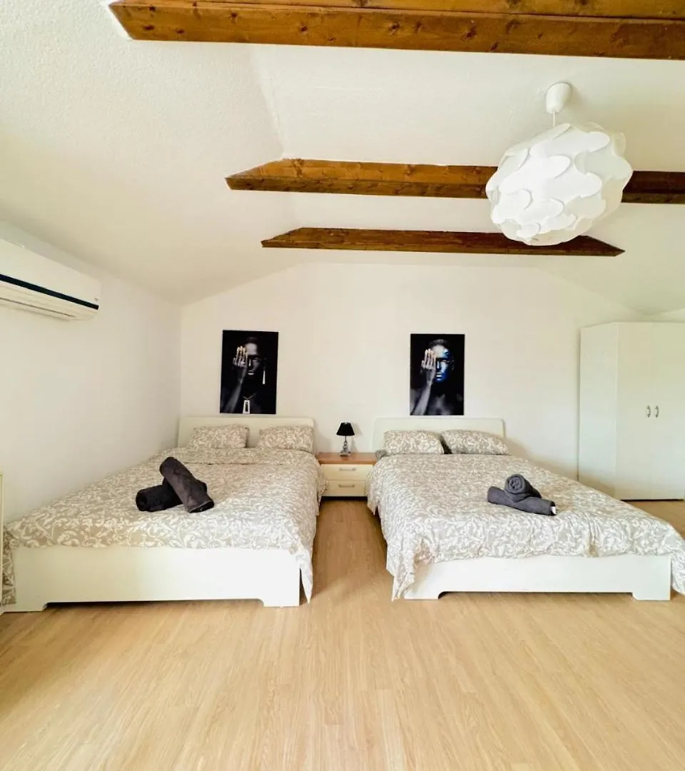 Cozy Rooms In A Villa For Groups, 16-Mins To Blumengaerten Viena