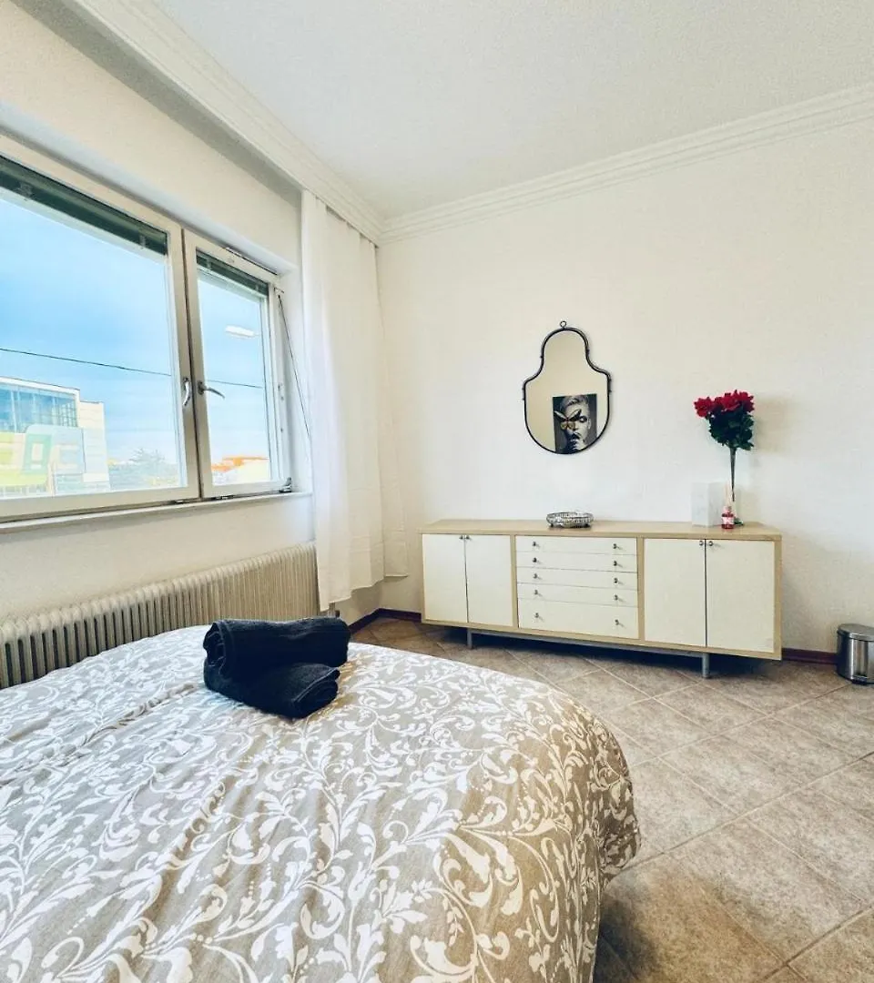 Apartment Cozy Rooms In A Villa For Groups, 16-Mins To Blumengaerten Vienna