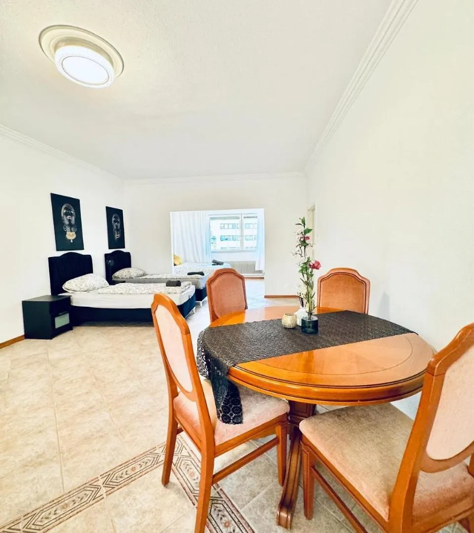 Apartment Cozy Rooms In A Villa For Groups, 16-Mins To Blumengaerten Vienna