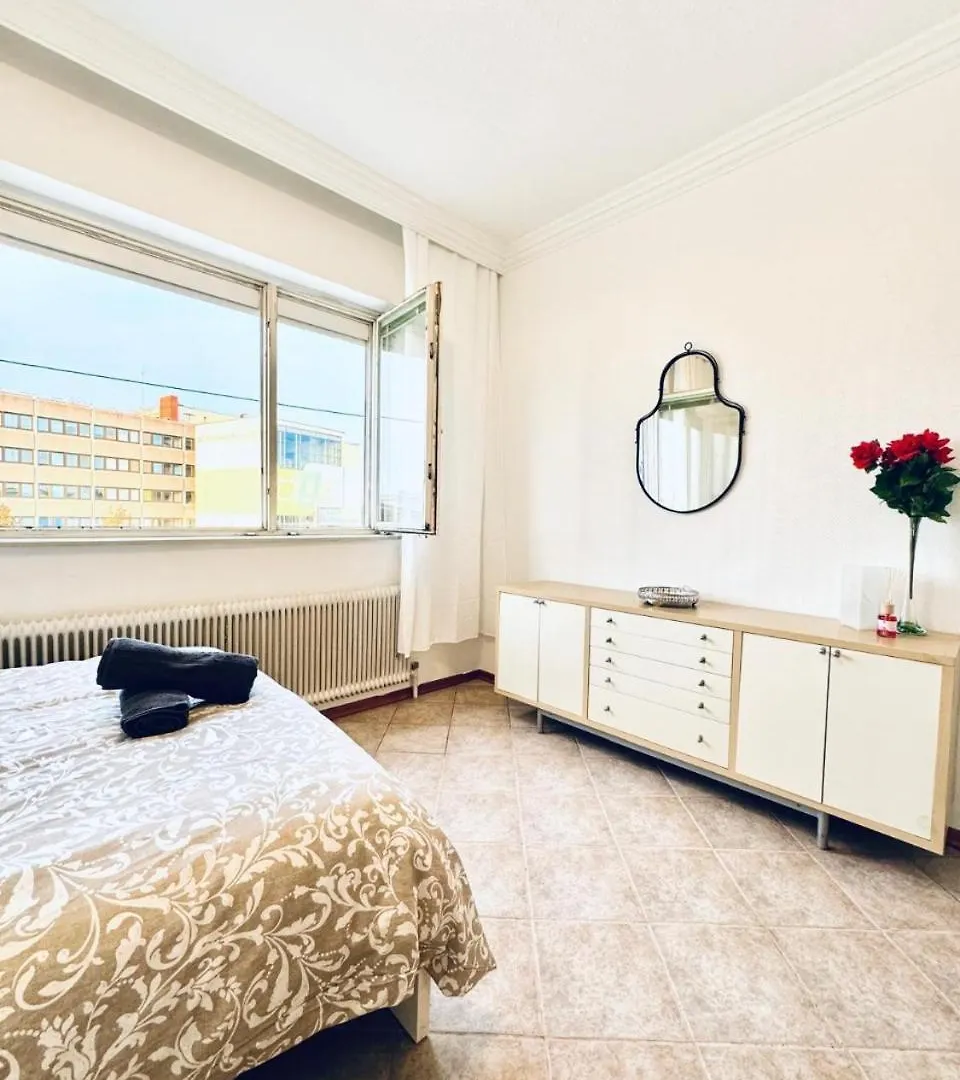 Cozy Rooms In A Villa For Groups, 16-Mins To Blumengaerten Vienna 0*,